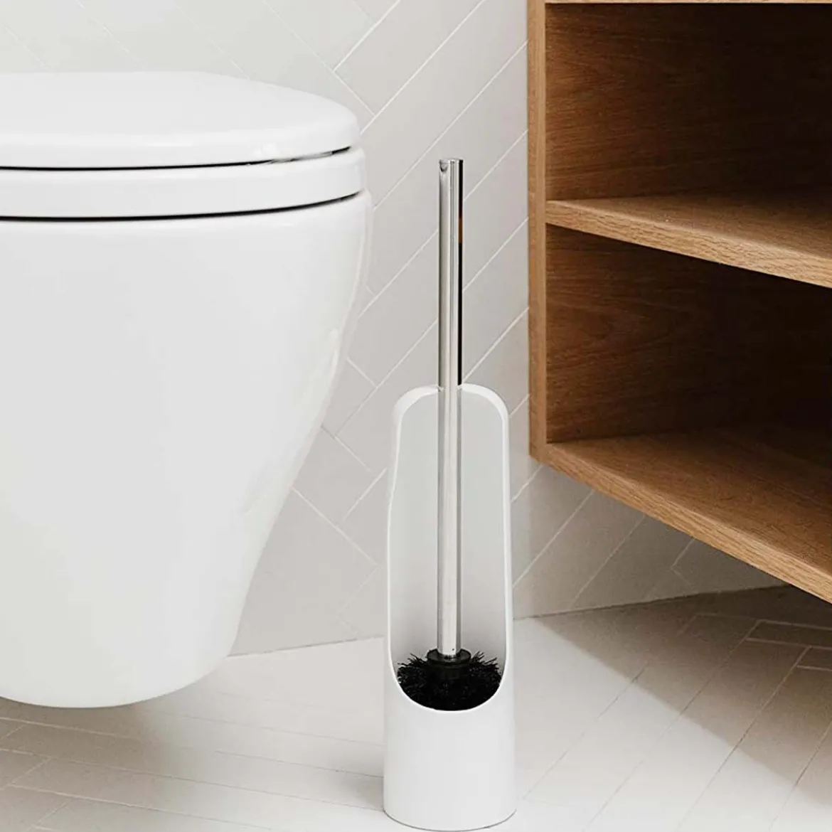 Brosse de toilette blanche à tête noire