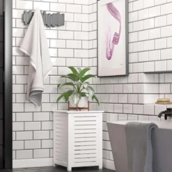 Coffre à linge sale en bois blanc