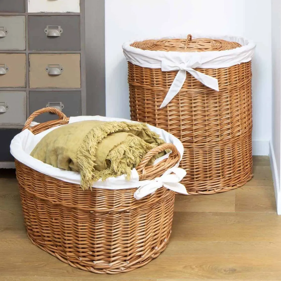 Corbeille à linge propre en osier doublé coton