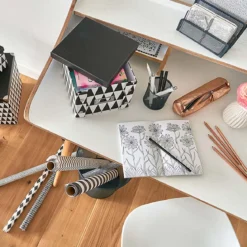 Corbeille à papier en maille métallique noire