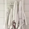 4 crochets à suspendre sur un radiateur sèche serviette