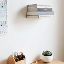 Etagère invisible pour livres