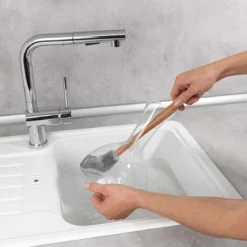 Goupillon en silicone pour carafe et verres