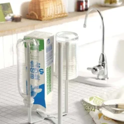 Égouttoir à bouteilles pliable