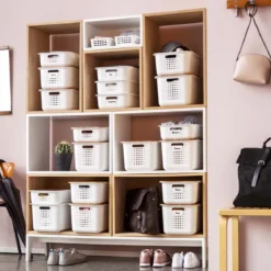 Panier de rangement en plastique recyclé avec couvercle en bambou 13 litres