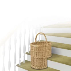 Panier d'escalier en rotin
