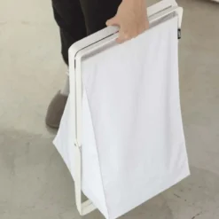 Panier à linge transportable