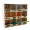 12 petits casiers en bois