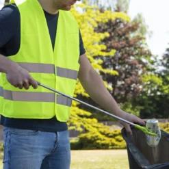 Pince à déchets