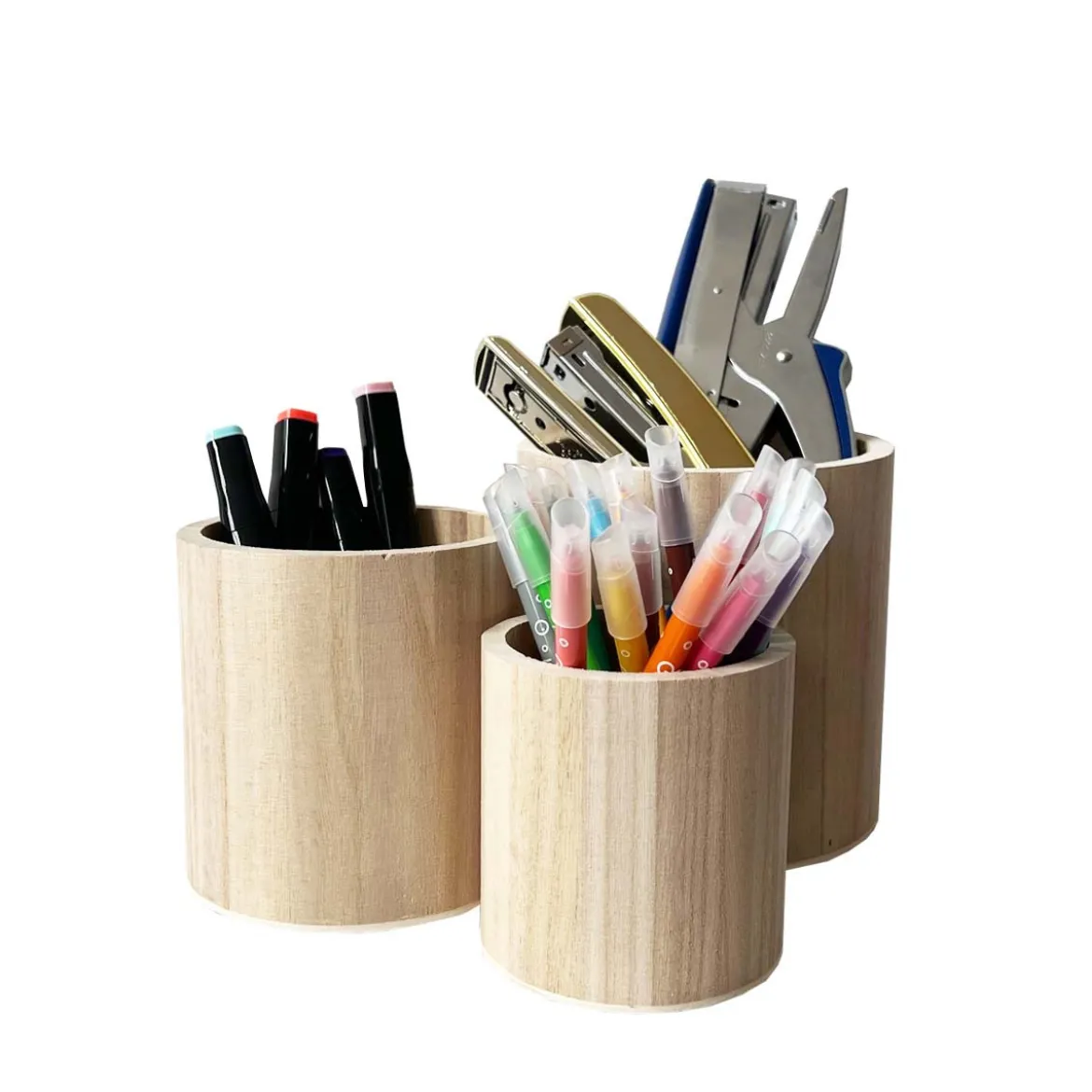 3 pots à crayons ronds en bois