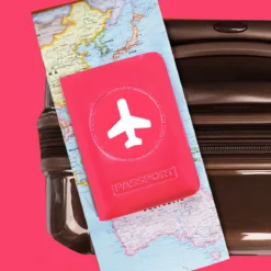 Protège passeport fuchsia brillant