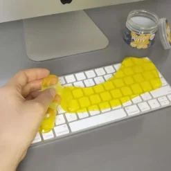 Pâte nettoyante pour clavier