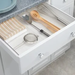 Range-couverts télescopique et transparent à 4 compartiments