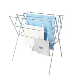 Séchoir à linge extensible en acier inoxydable.