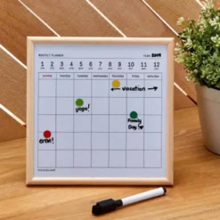 Tableau magnétique avec planning mensuel effaçable à sec