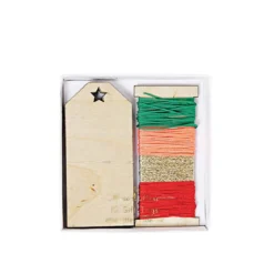 12 étiquettes en bois