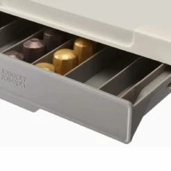 Tiroir à capsules de café sous étagère