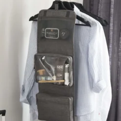 Trousse de toilette homme à suspendre